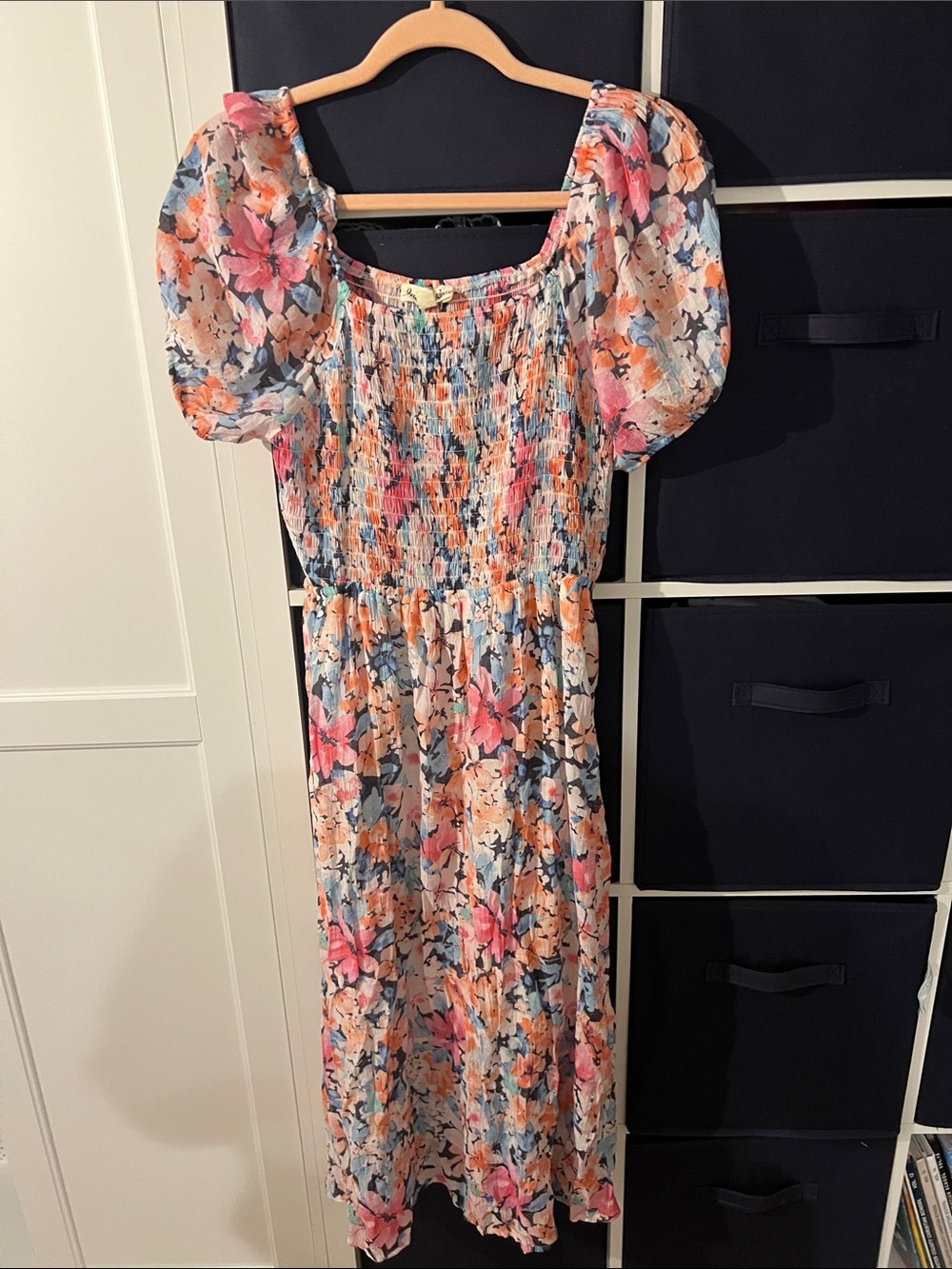 Floral Puff-Sleeve Midi Dress in Multicolor